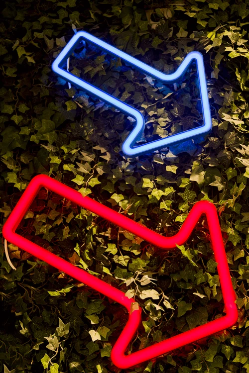 neonowy-sygnal-w-sklepie.png